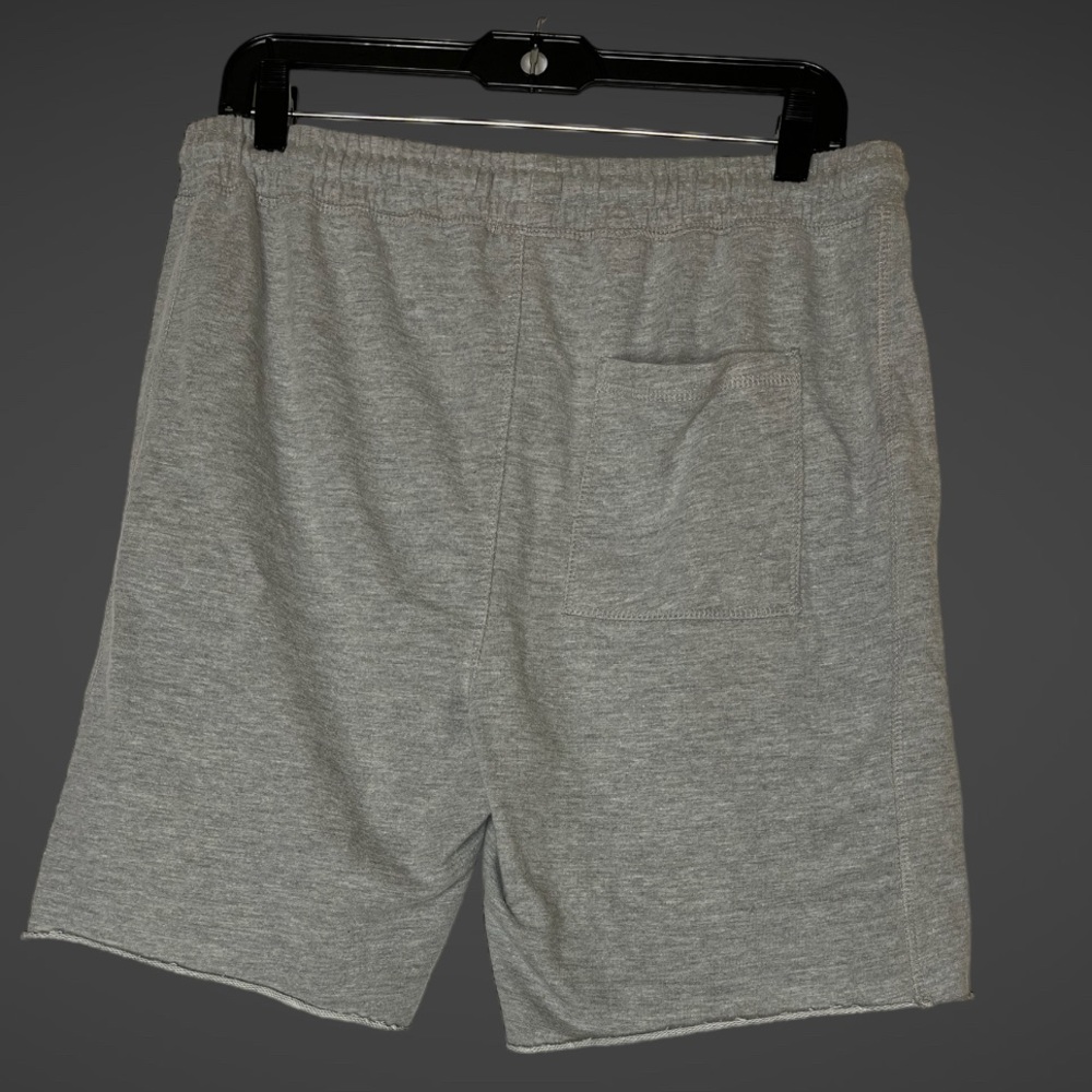 Topman Men’s Distressed Shorts - Picture 5 of 7